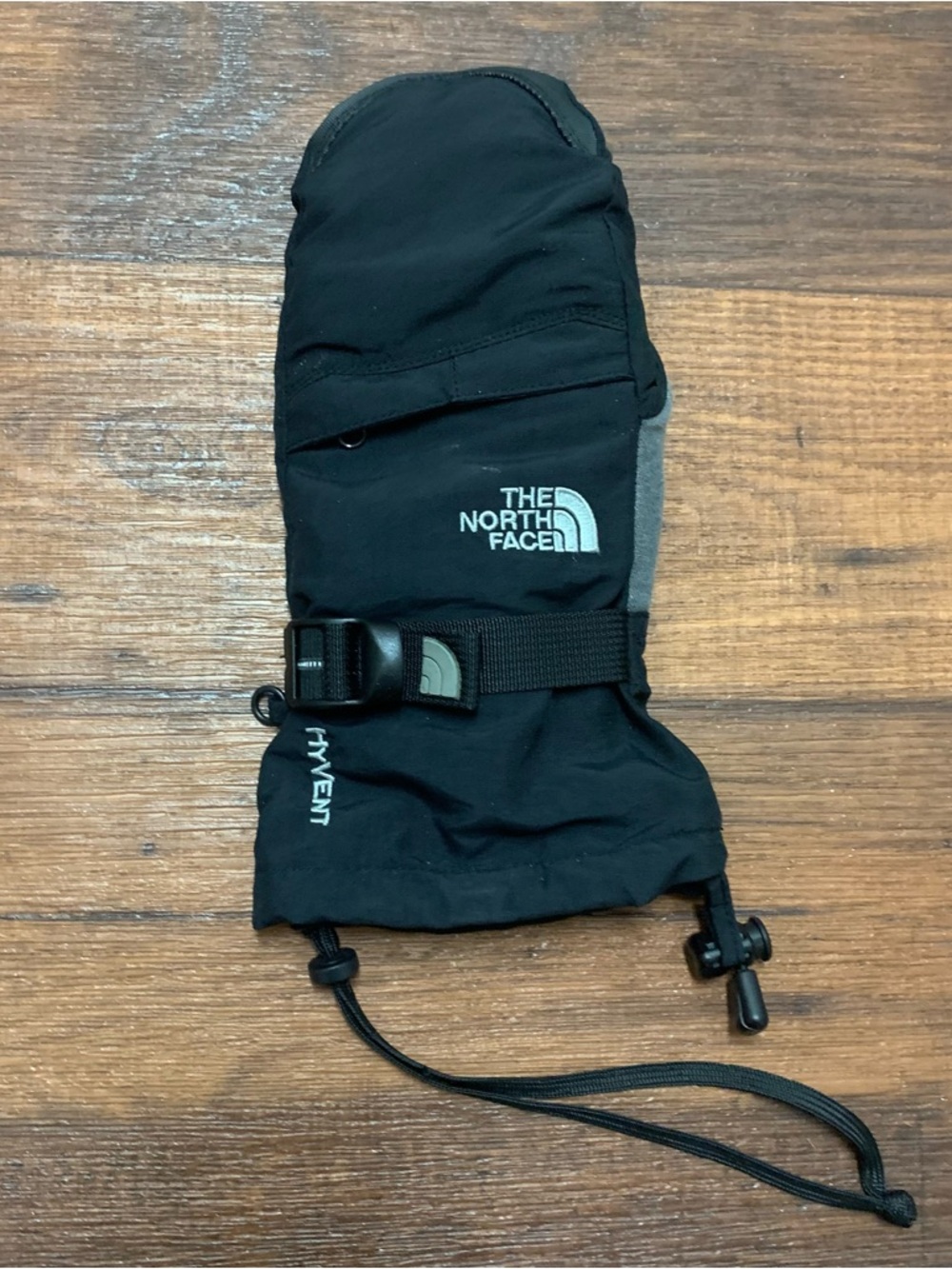 The North Face Ski Left Mitt Mitten Glove Zip Womens Size S Black Hyvent Winter